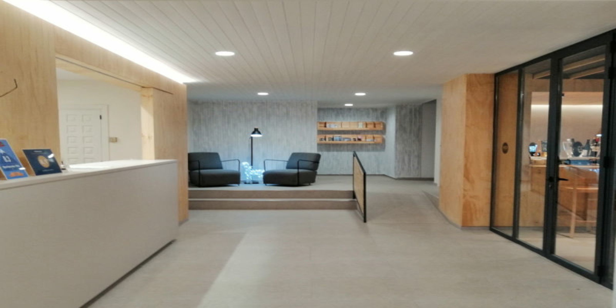 Apartamentos Midi 3000
